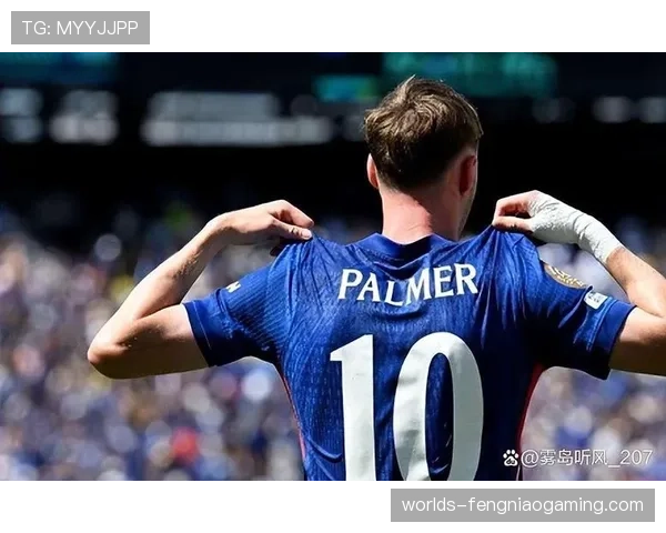 特写镜头:斯坦福桥暴雨中,帕尔默主罚任意球前的凝神瞬间 特写镜头:斯坦福桥暴雨中,帕尔默主罚任意球前的凝神瞬间